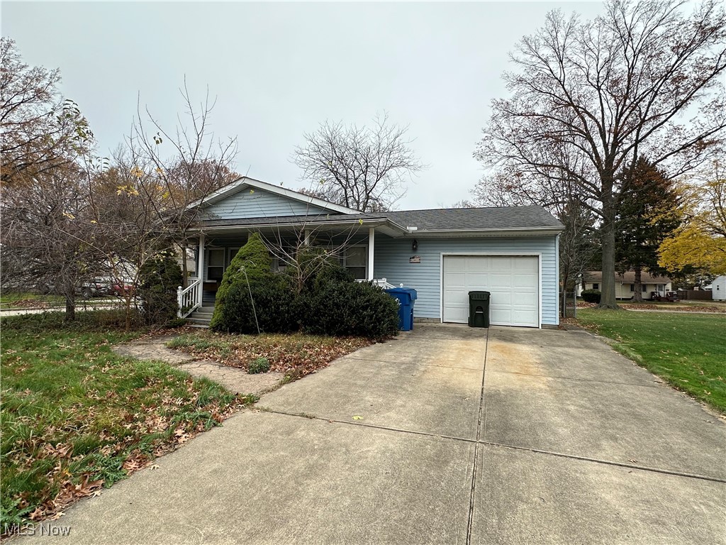 23472 Westchester Drive, North Olmsted, Ohio image 2