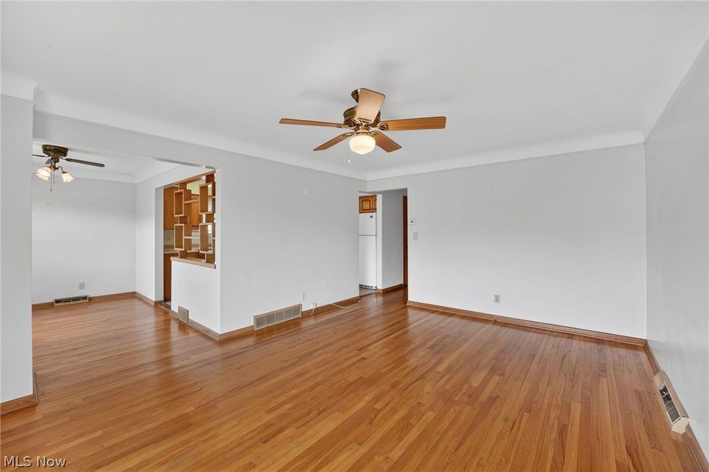 Photo of 6010 Virginia Avenue, Parma, OH 44130 (MLS # 5196552)