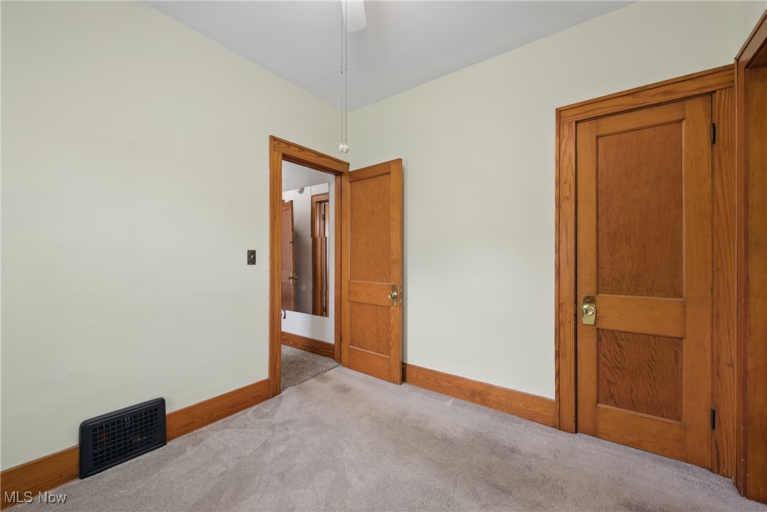 163 E Martin Street, Amherst, Ohio image 20