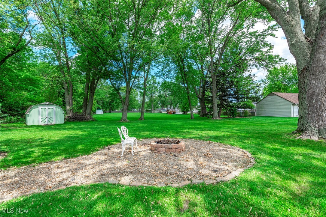 163 E Martin Street, Amherst, Ohio image 40