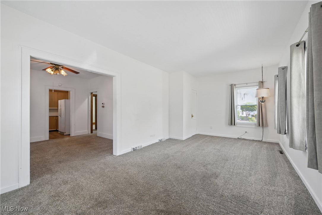 163 E Martin Street, Amherst, Ohio image 8