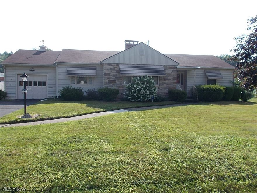 This is the ranch home that you have been waiting for- 2-3 bedrooms, large living room, dining room, sun porch, storage building, and much more.