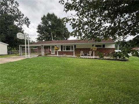 Homes For Sale - 45 Valley Mills Circle<br/> Wood County, Parkersburg, WV 26104