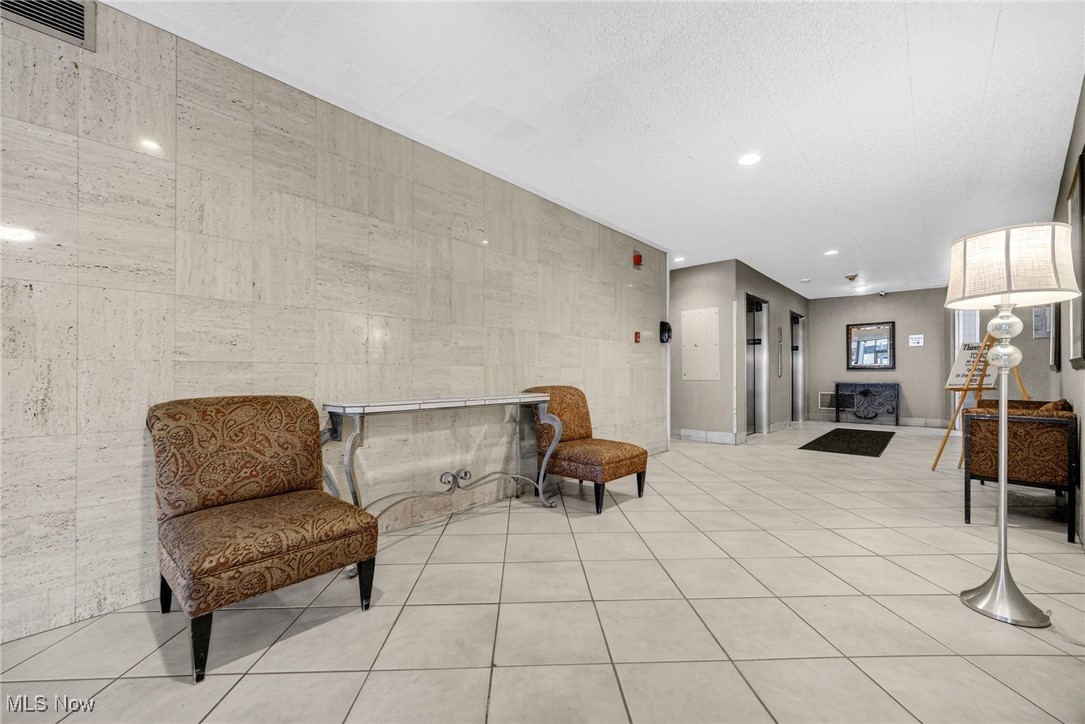 Marine Towers East Condo - Residential