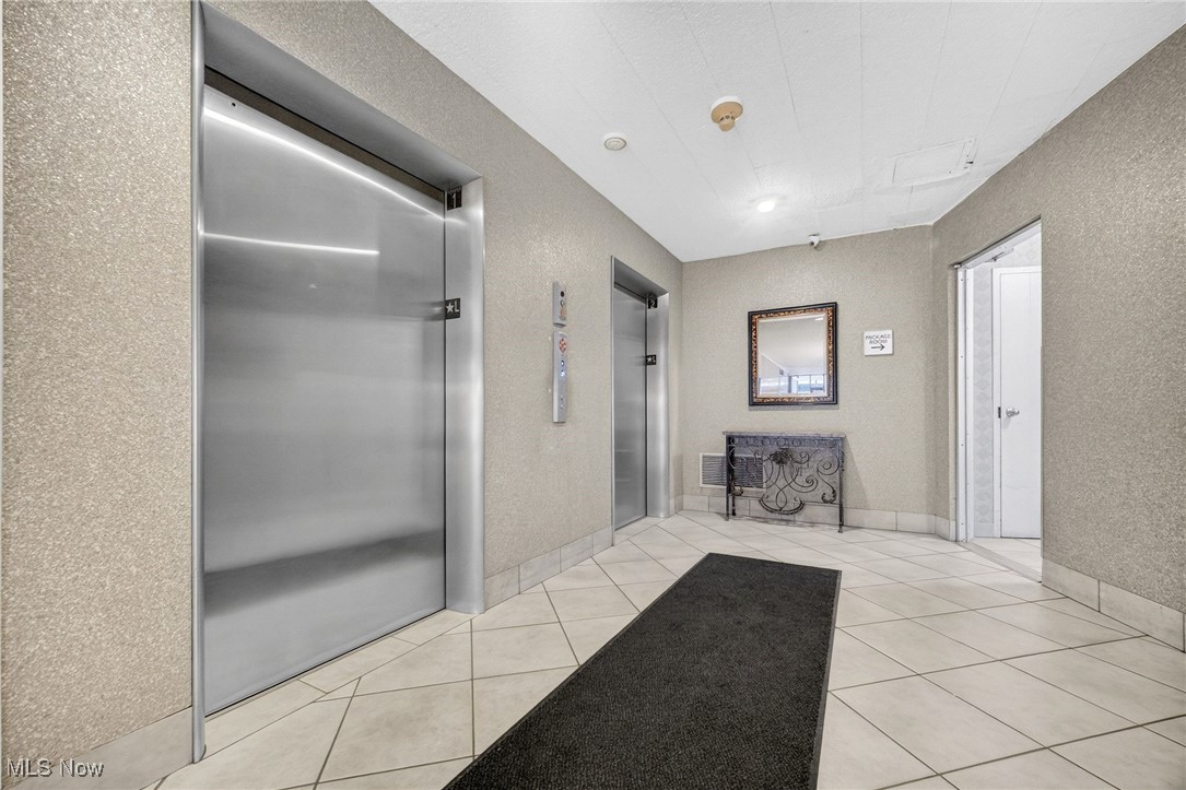 Marine Towers East Condo - Residential