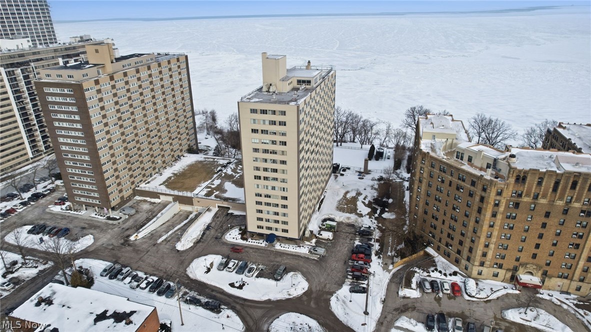 Marine Towers East Condo - Residential