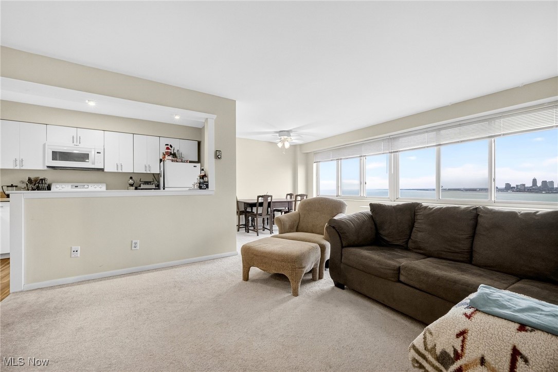 Marine Towers East Condo - Residential