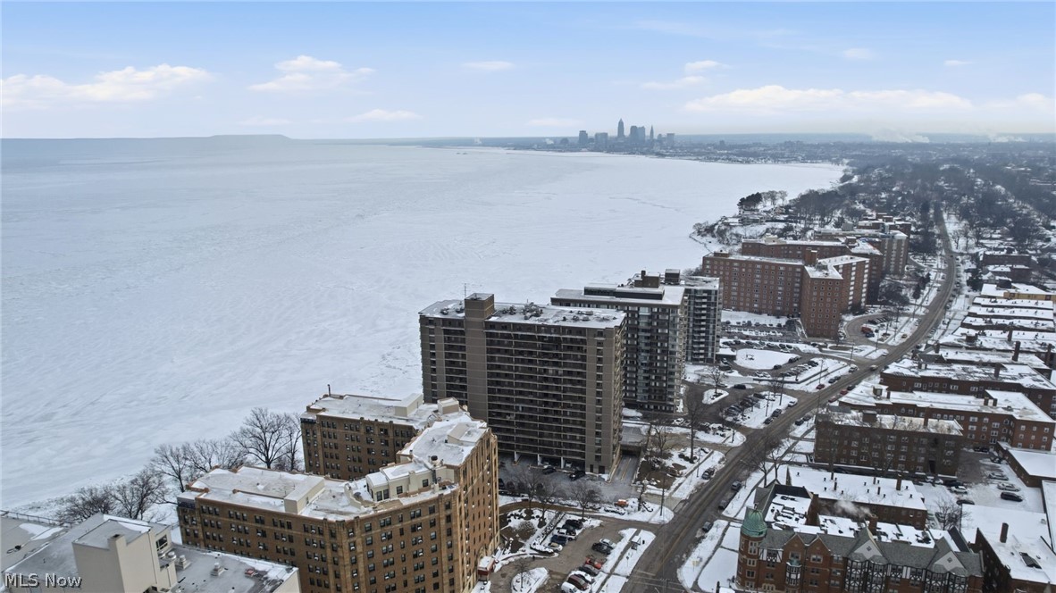 Marine Towers East Condo - Residential