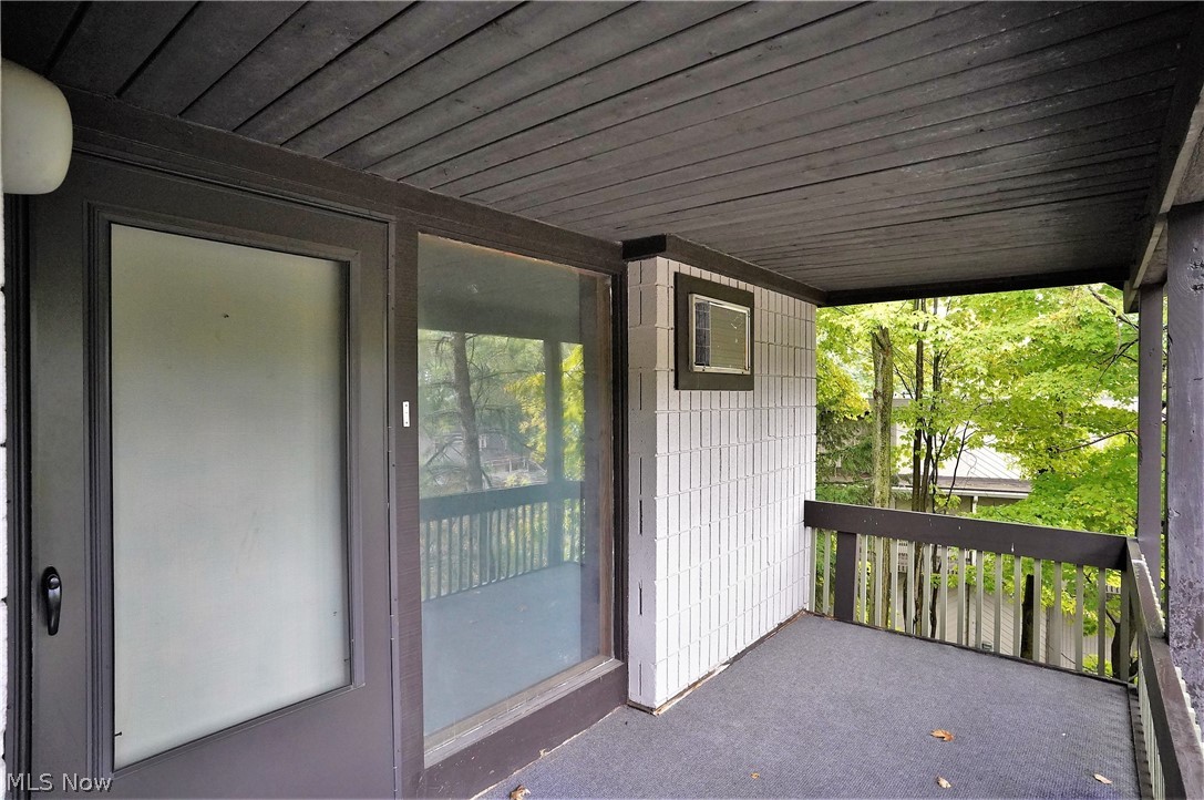 Timber Top Condo - Residential