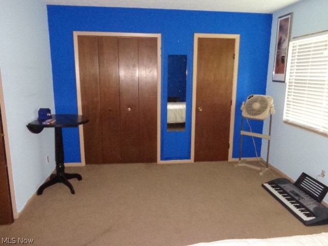 Oakbrook Condo - Residential