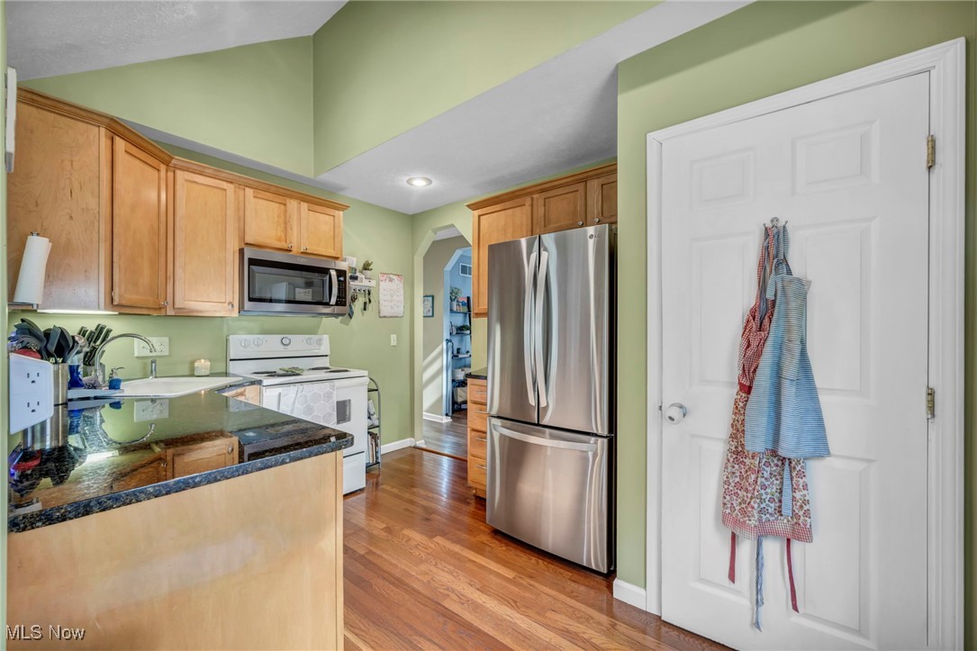 198 E Catawba Avenue, Akron, Ohio image 17