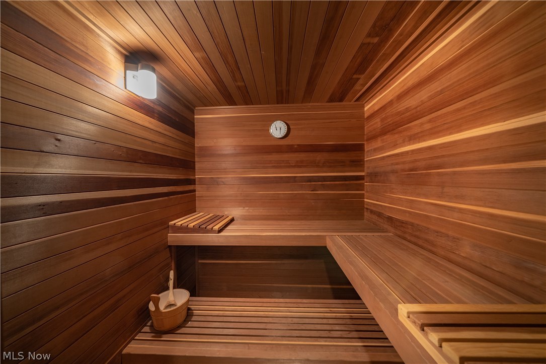 Bob O Link - Residential