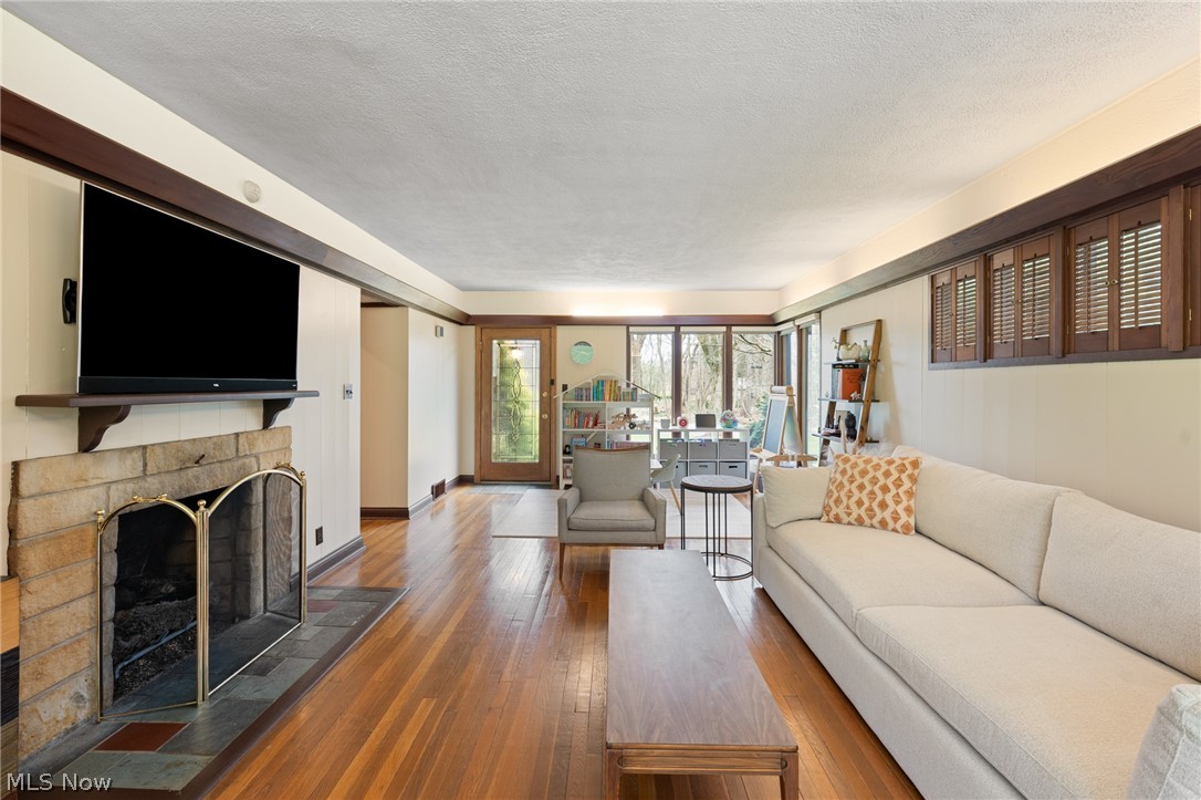 Meadowcroft Acres - Residential