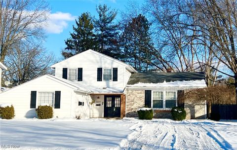 6319 Surrey Drive, North Olmsted, OH 44070 - #: 5094578
