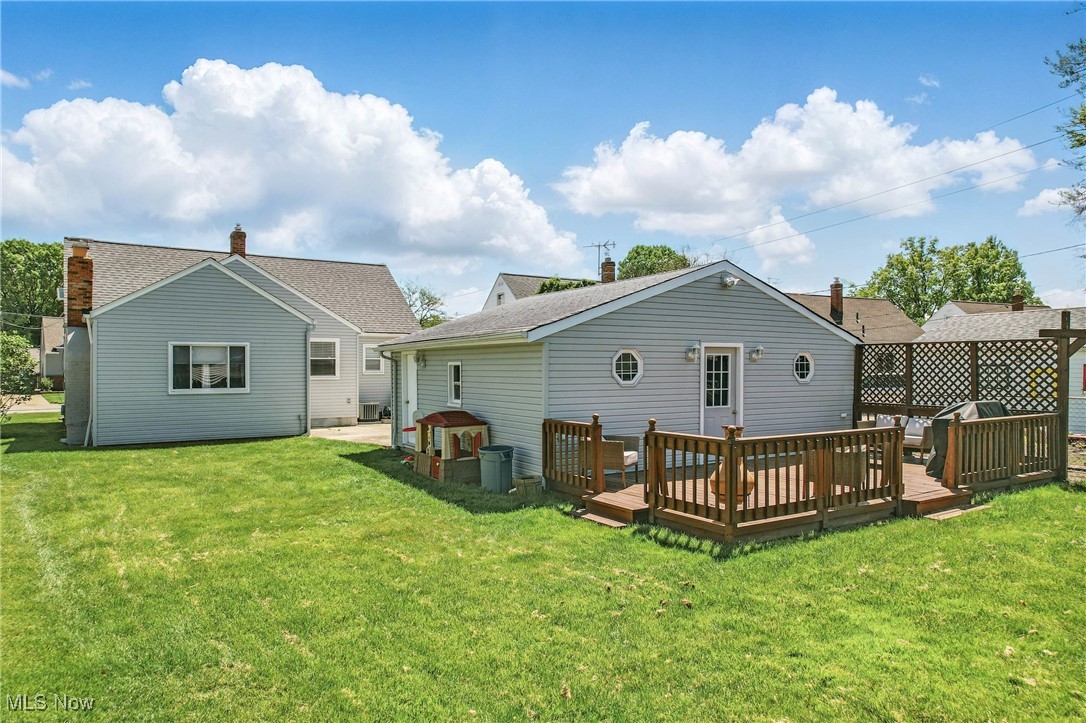 732 Pendley Road, Willowick, Ohio image 6