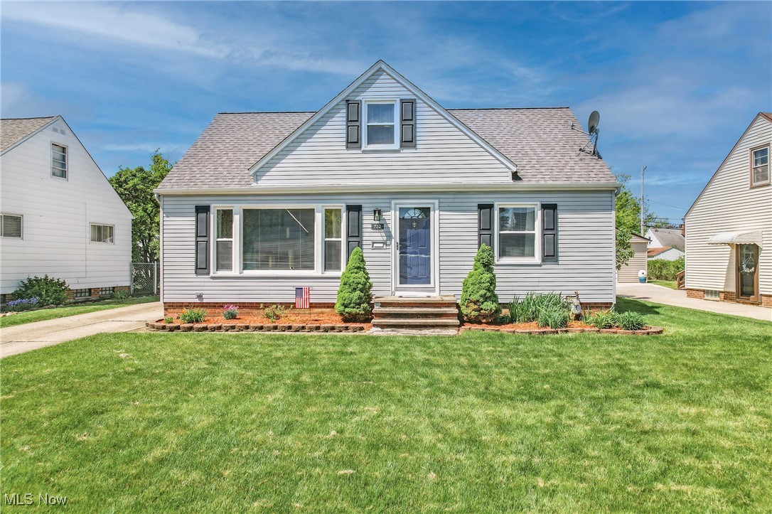 732 Pendley Road, Willowick, Ohio image 1