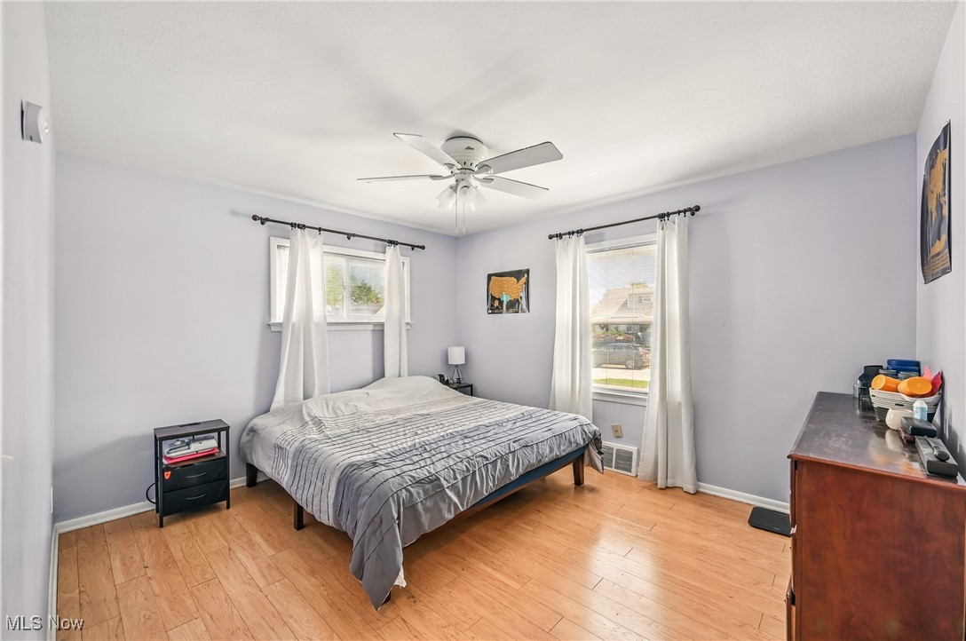 732 Pendley Road, Willowick, Ohio image 18