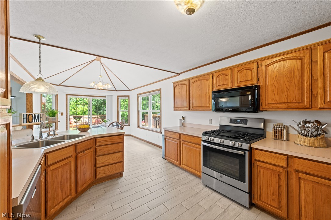 Charter Lakes Estates Ph V - Residential