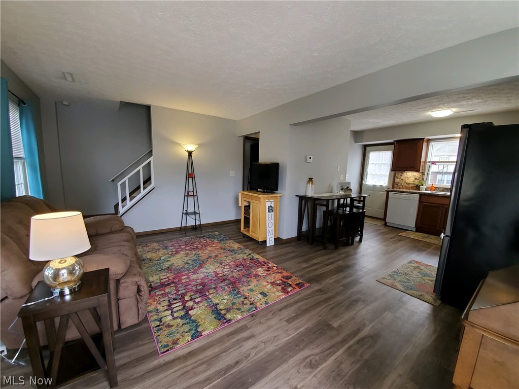 Parkside Condominiums - Residential