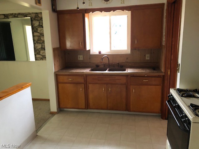 Town & Suburb - Residential