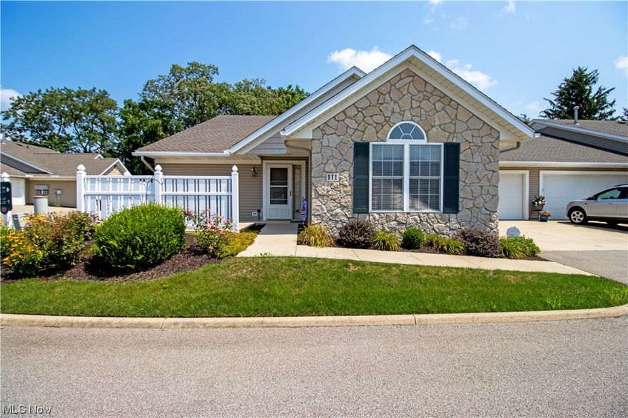 Well maintained 2 bedroom, 2 bath condo that is in move in ready condition.  Many updates in this unit.  You will love the open floor plan of this condo.  Spacious kitchen with eating area overlooking large great room with corner fireplace.  The owner's suite features a full bath with walk in shower, double vanity and walk in closet.  The guest bedroom is spacious and there is a full bath right outside.  You will also enjoy time on the private patio.  This wonderful condo will make 1 floor living a dream!