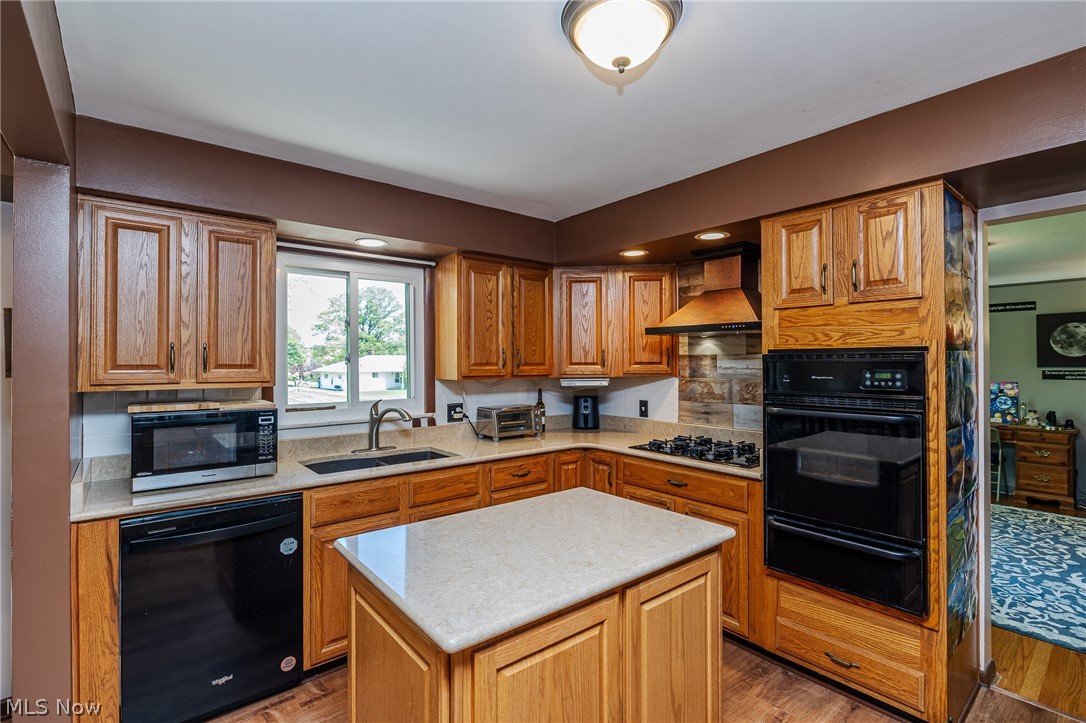 Twilight Land Co 01 - Residential