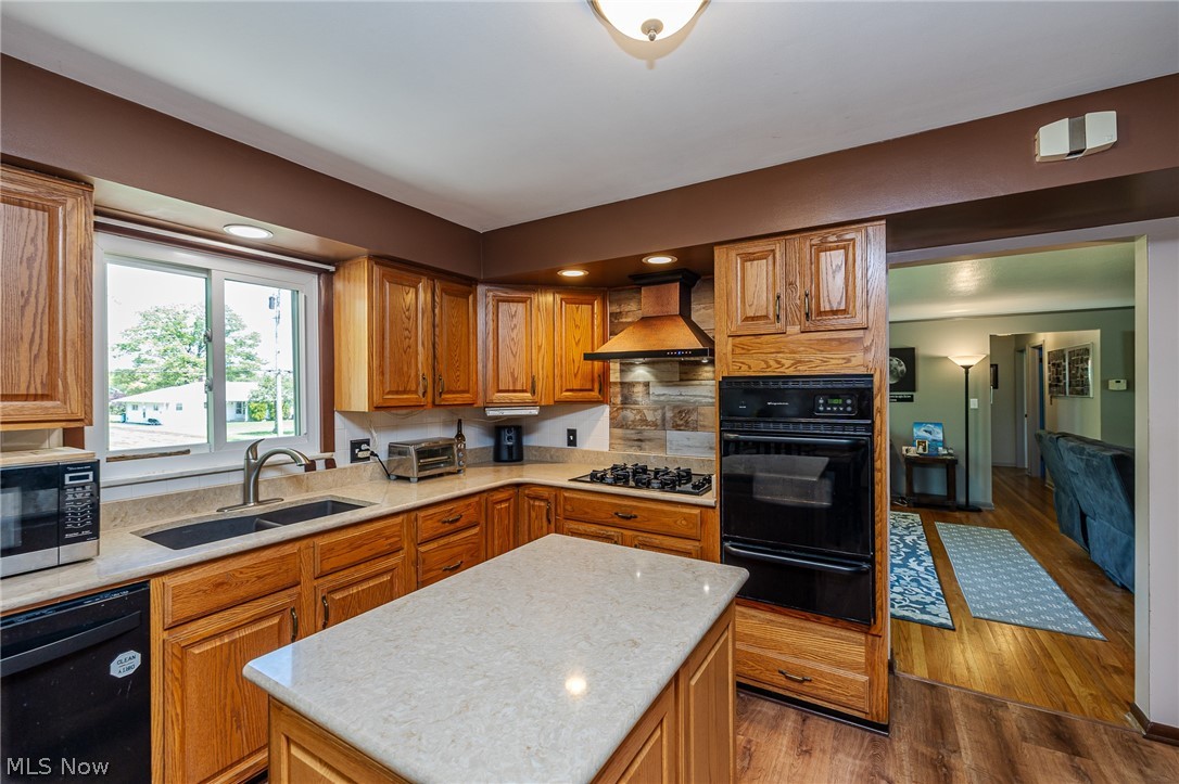 Twilight Land Co 01 - Residential