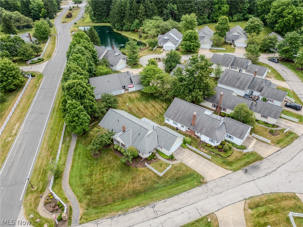 Macintosh Farms Condo 01 - Residential