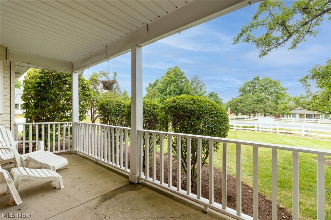 Macintosh Farms Condo 01 - Residential