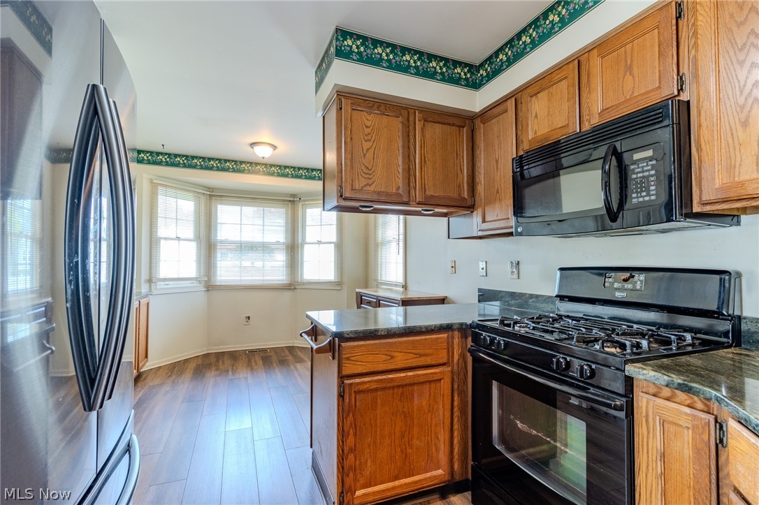 Macintosh Farms Condo 01 - Residential