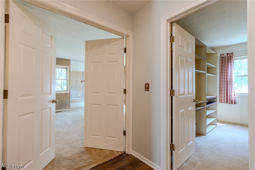 Macintosh Farms Condo 01 - Residential