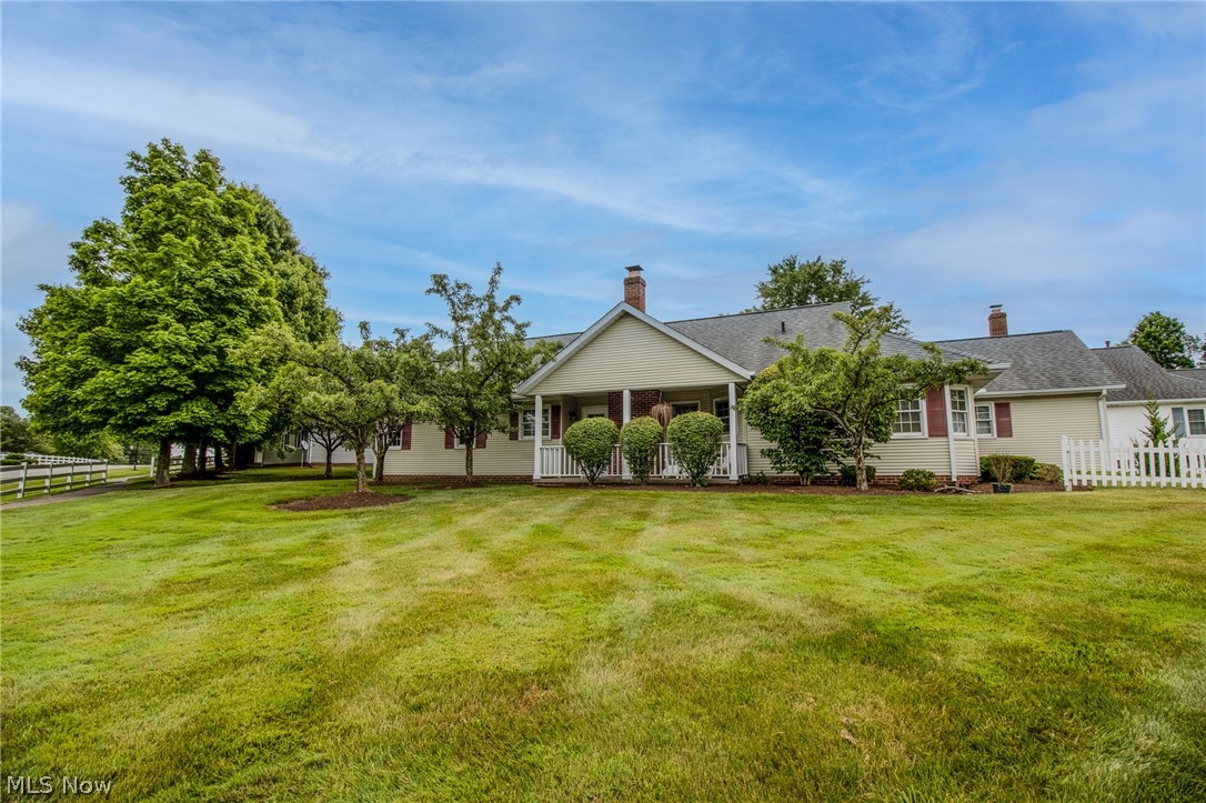 Macintosh Farms Condo 01 - Residential