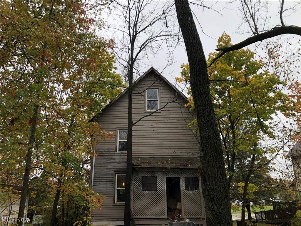 Photo of 123 Dickson Street, Wellington, OH 44090 (MLS # 5168654)