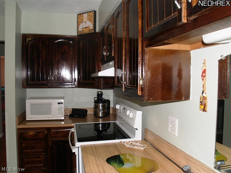 Richmond Place Condominiums - Residential