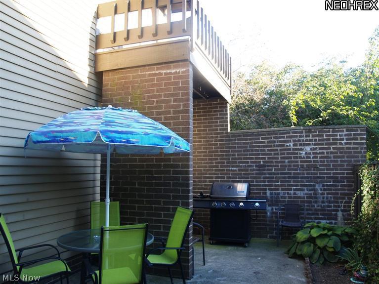 Richmond Place Condominiums - Residential