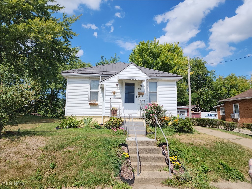 View South Zanesville, OH 43701 house