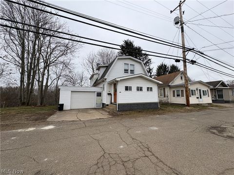 Tiny photo for 316 Bank Lane SE, New Philadelphia, OH 44622 (MLS # 5190276)