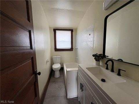 Tiny photo for 316 Bank Lane SE, New Philadelphia, OH 44622 (MLS # 5190276)