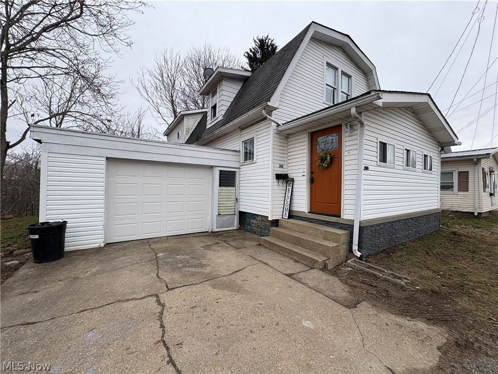 Photo of 316 Bank Lane SE, New Philadelphia, OH 44622 (MLS # 5190276)