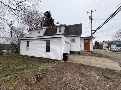 Tiny photo for 316 Bank Lane SE, New Philadelphia, OH 44622 (MLS # 5190276)
