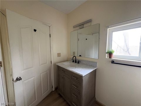 Tiny photo for 316 Bank Lane SE, New Philadelphia, OH 44622 (MLS # 5190276)