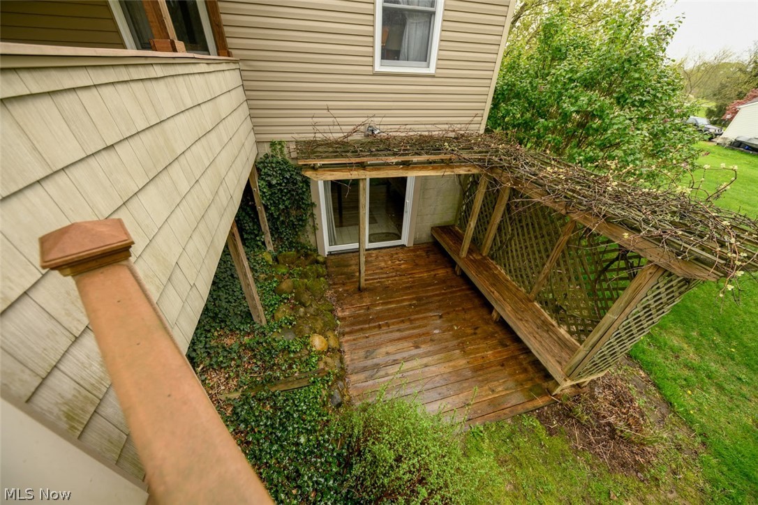 Suzannes Plantation Acres - Residential