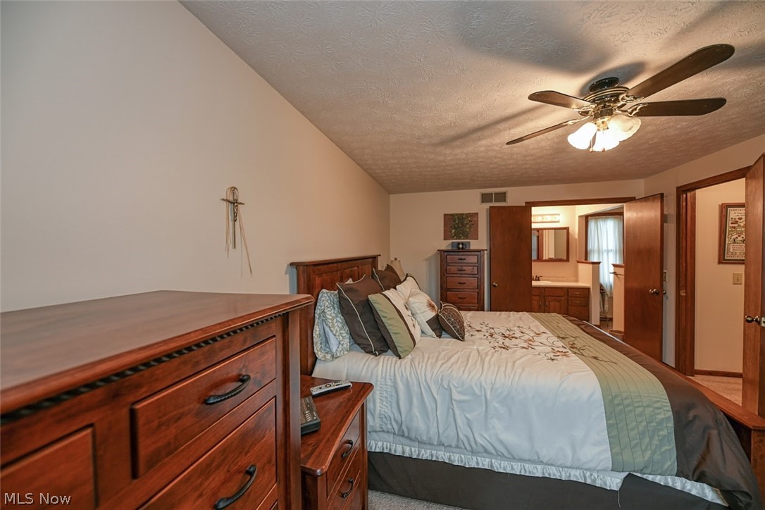 Suzannes Plantation Acres - Residential