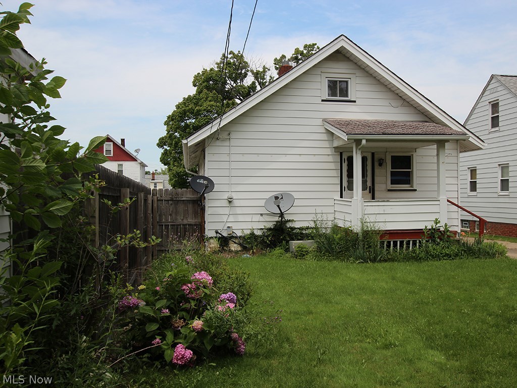 Ramona Heights - Residential