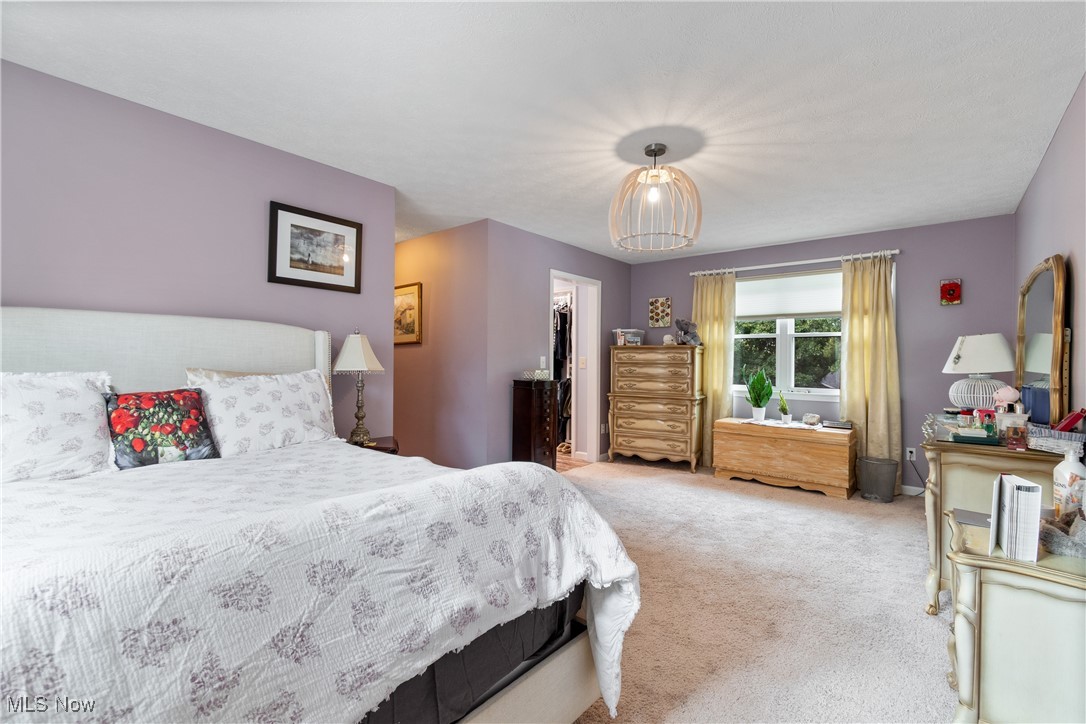 Williamsburg Village Estates - Residential