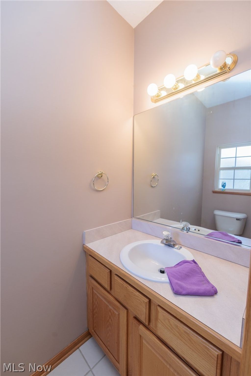 Photo of 18608 Southporte Drive, Strongsville, OH 44136 (MLS # 5192431)