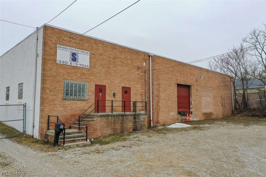 Akron - Commercial Sale