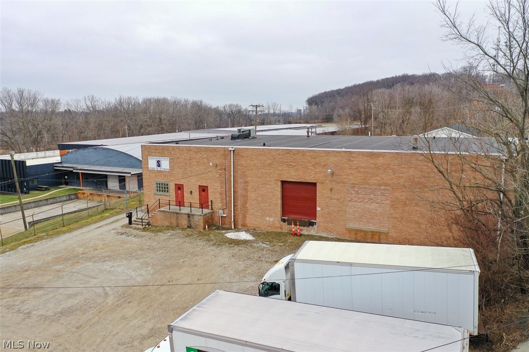 Akron - Commercial Sale