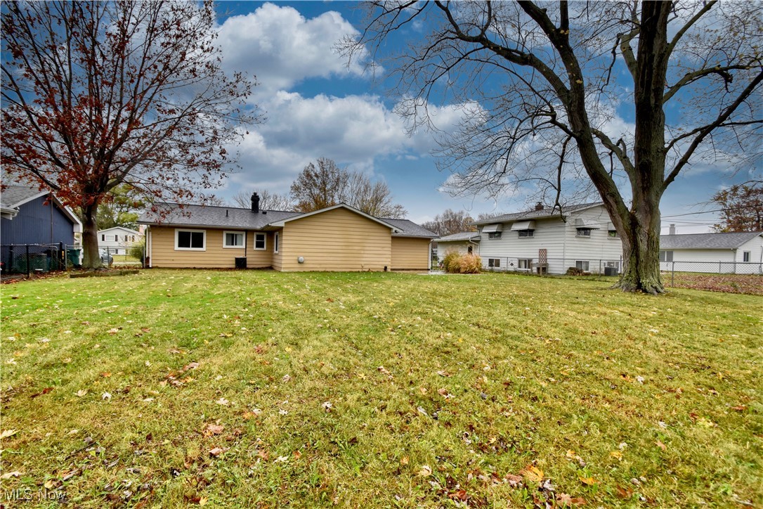 8278 Donald Drive, Mentor, Ohio image 34