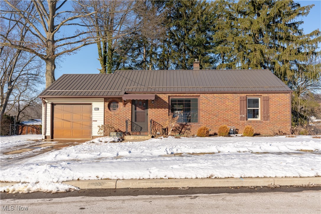 811 39th Street, Canton, Ohio image 1